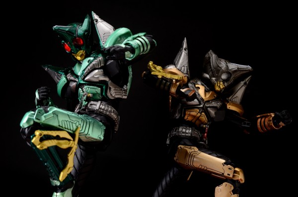 バンダイ S.I.C. 仮面ライダーキックホッパー＆仮面ライダーパンチ