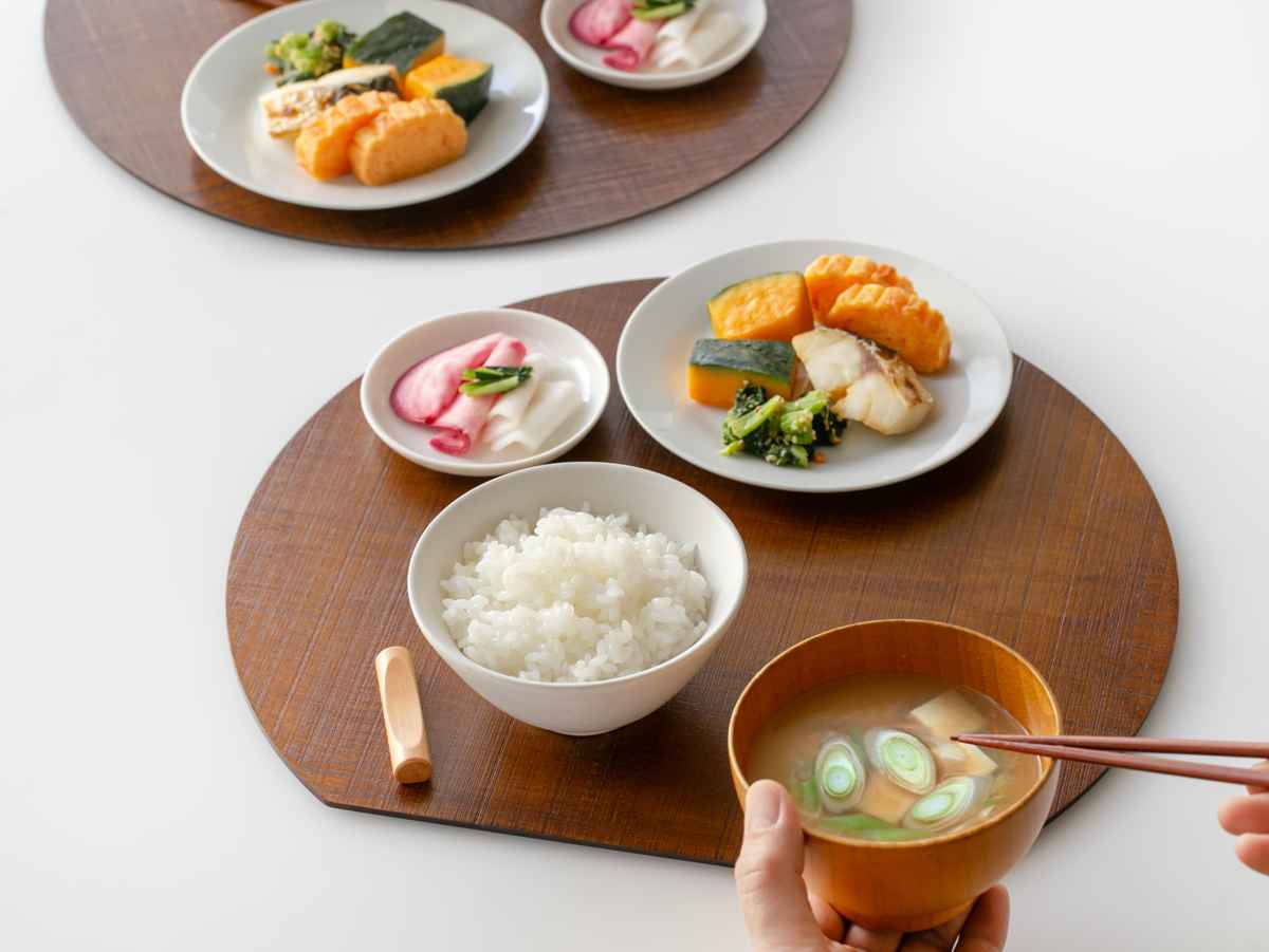 半月膳 36×32cm 漆塗り 天然木 ランチョンマット 5枚セット （ お盆