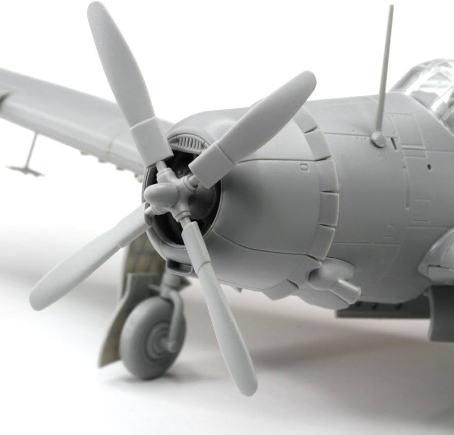 Amazon | サイバーホビー 1/72 WW.II アメリカ海軍 SB2C-3 ヘル