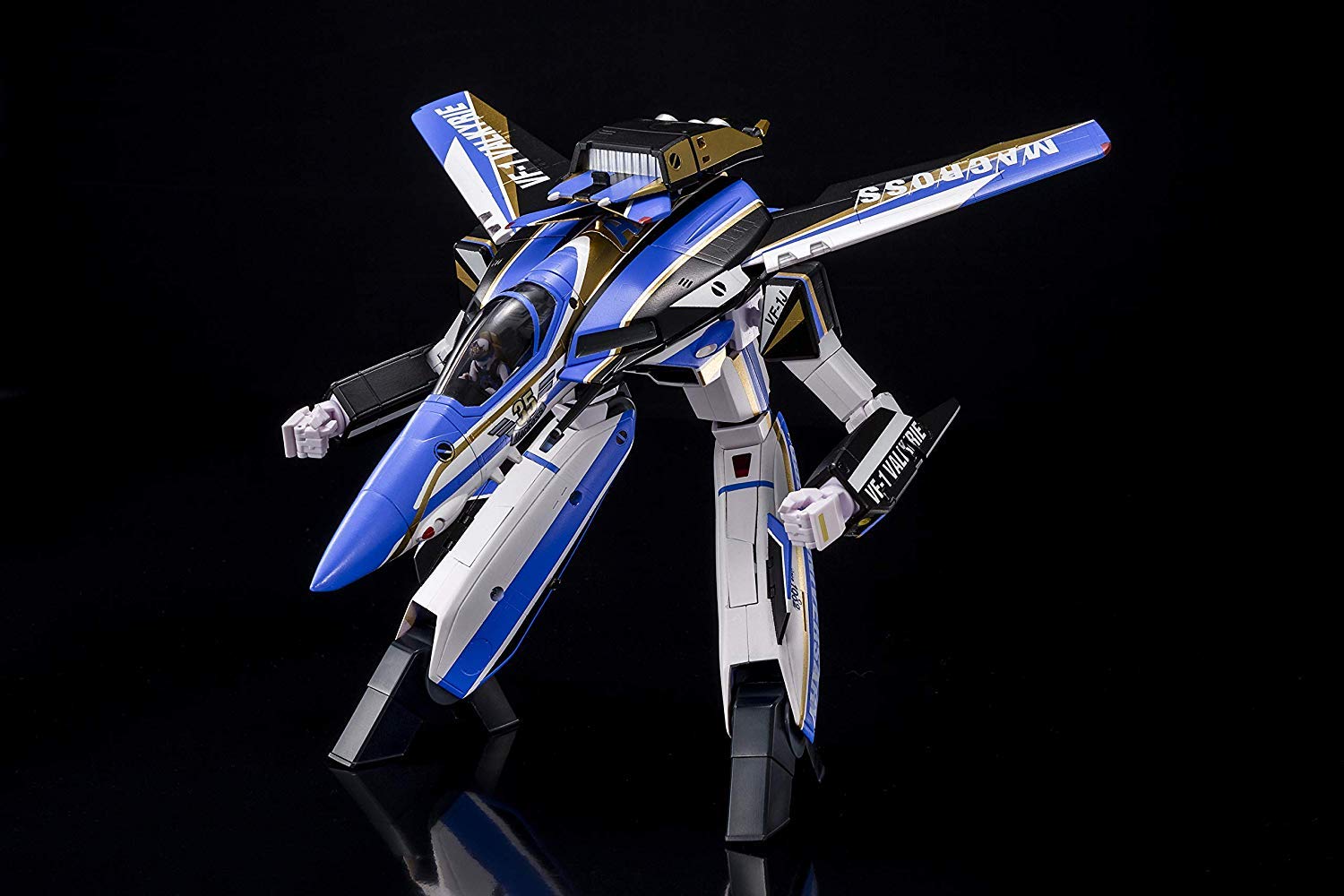 Amazon.co.jp: 超時空要塞マクロス 完全変形VF-1J マクロス 35周年記念