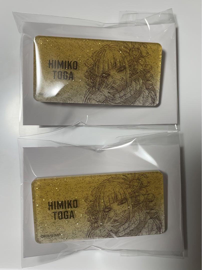 Amazon.co.jp: ヒロ アカ UA展 パールネームアクリルバッジ トガヒミコ