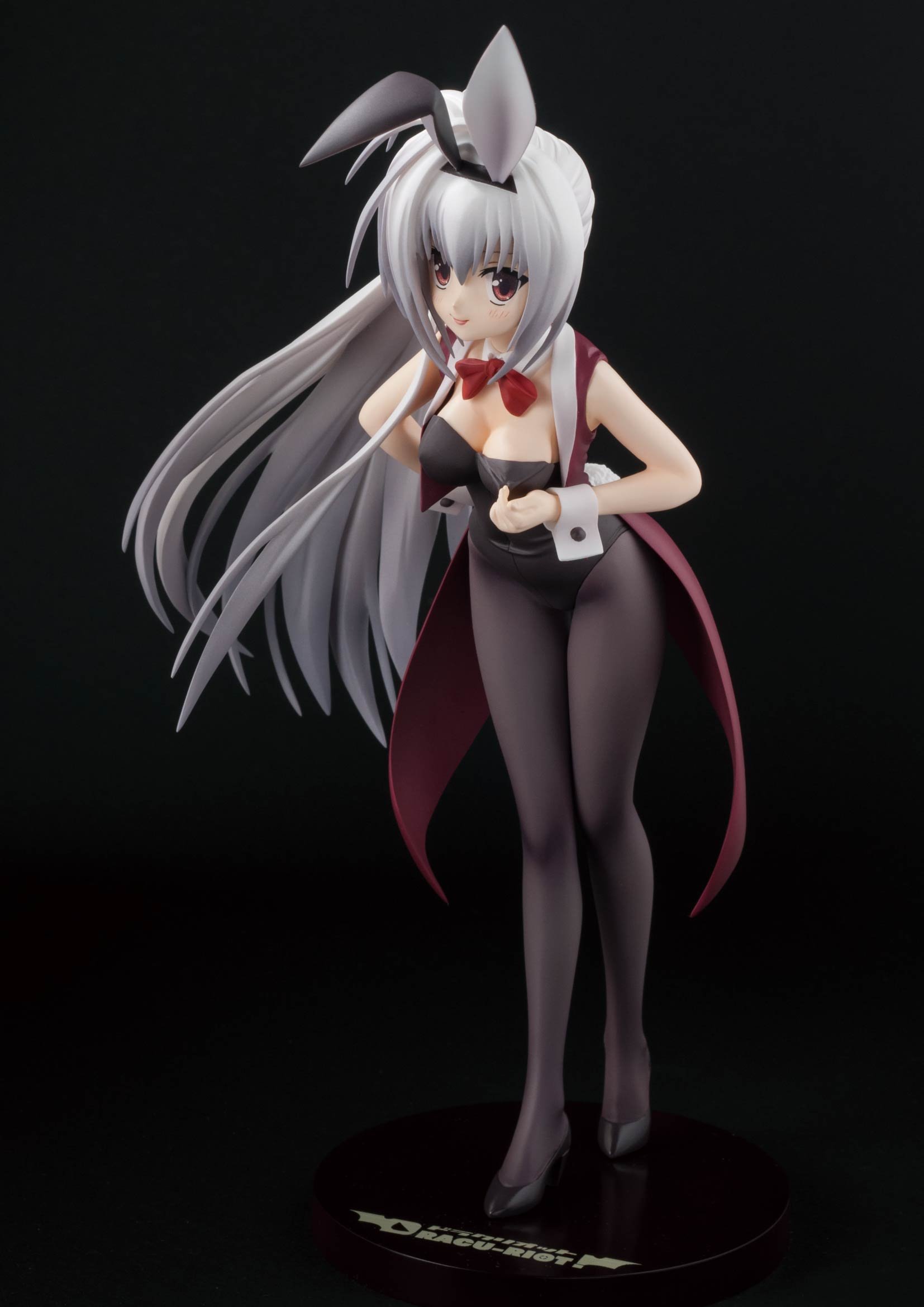 Amazon | 1/8スケールフィギュア DRACU-RIOT! エリナ・オレゴヴナ