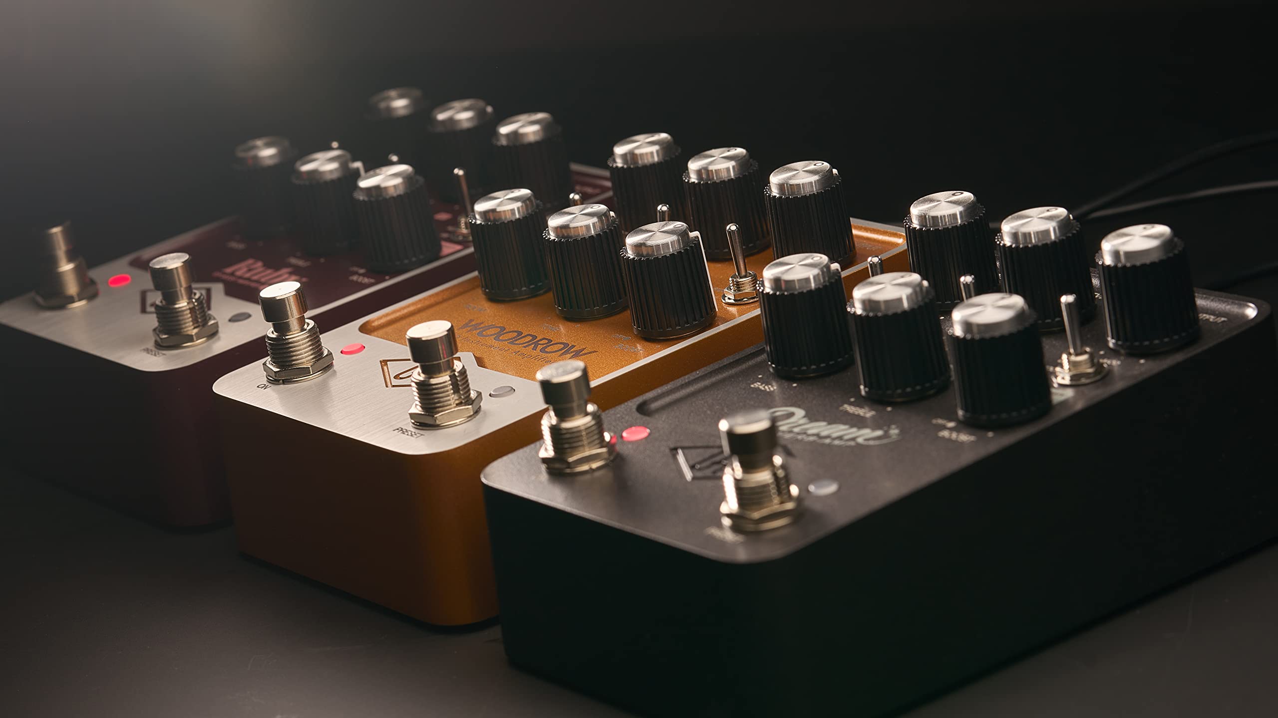 Amazon.com: Universal Audio UAFX Woodrow '55 Instrument Amplifier
