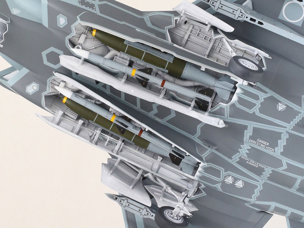 Amazon | タミヤ 1/32 スケール特別企画商品 F-35A ライトニング2 航空