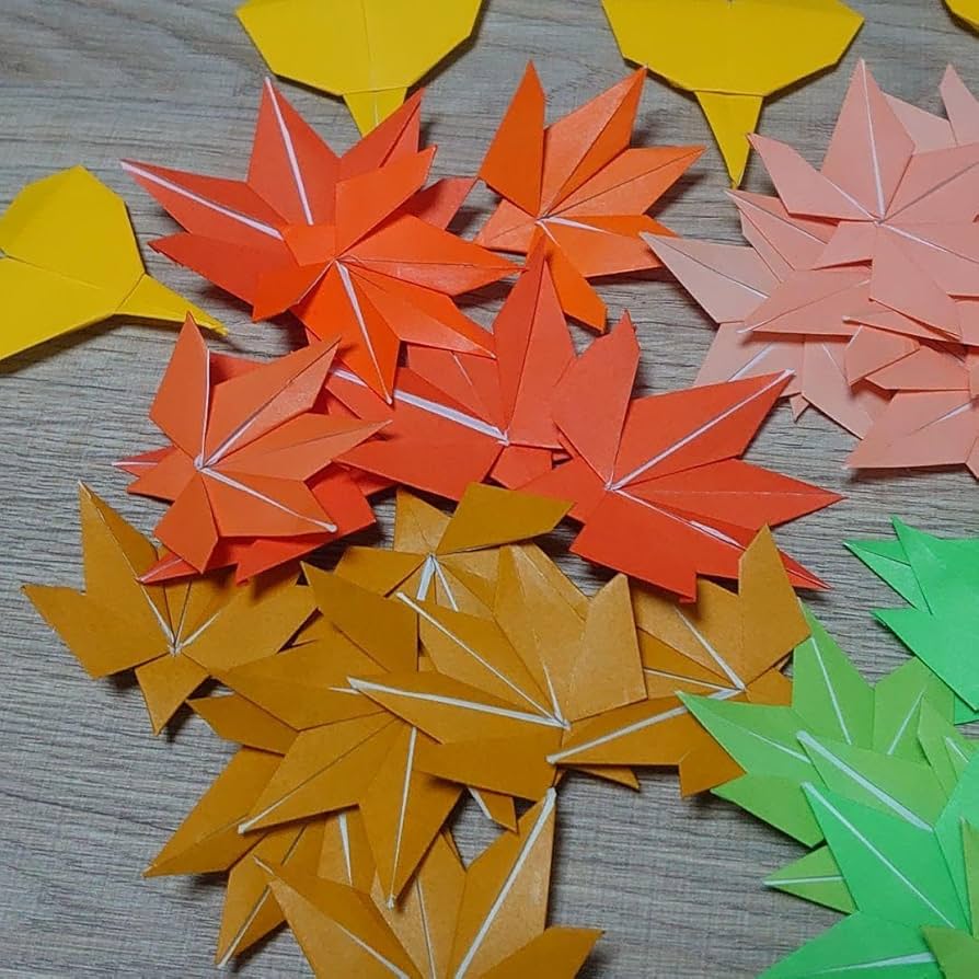 Amazon.co.jp: 折り紙 壁面 飾り もみじ いちょう 紅葉 秋 : おもちゃ