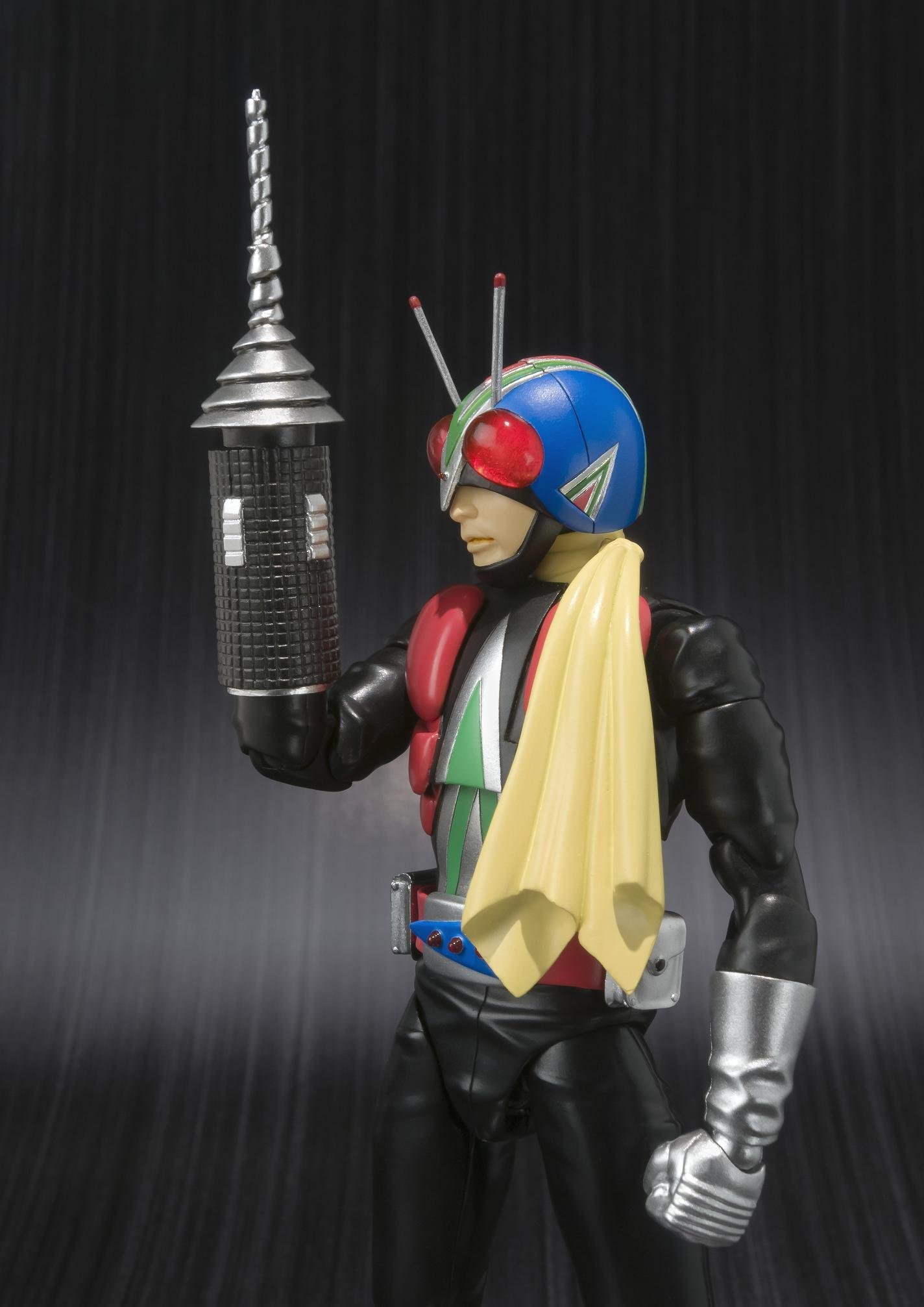 Amazon.co.jp: TAMASHII NATIONS S.H.フィギュアーツ ライダーマン