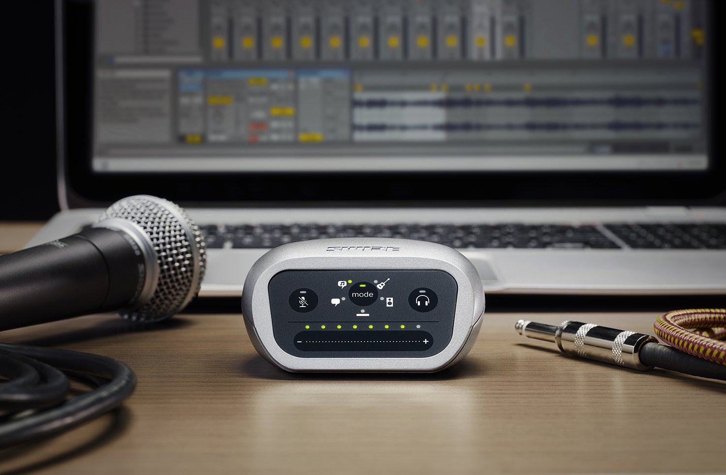 Amazon.co.jp: Shure MVi デジタルオーディオインターフェース + USB