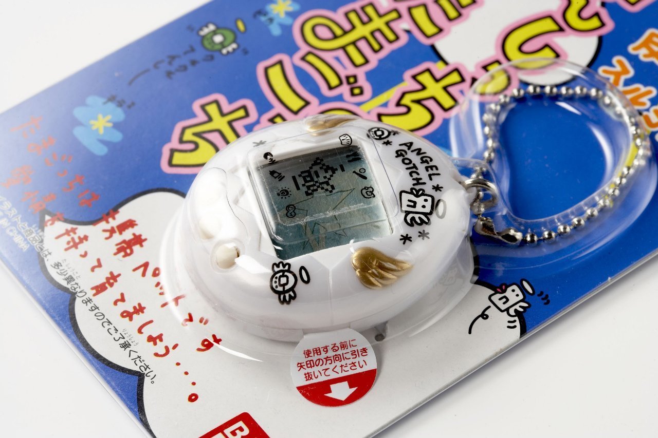 Amazon.co.jp: バンダイ(BANDAI) 携帯ゲーム てんしっちのたまごっち