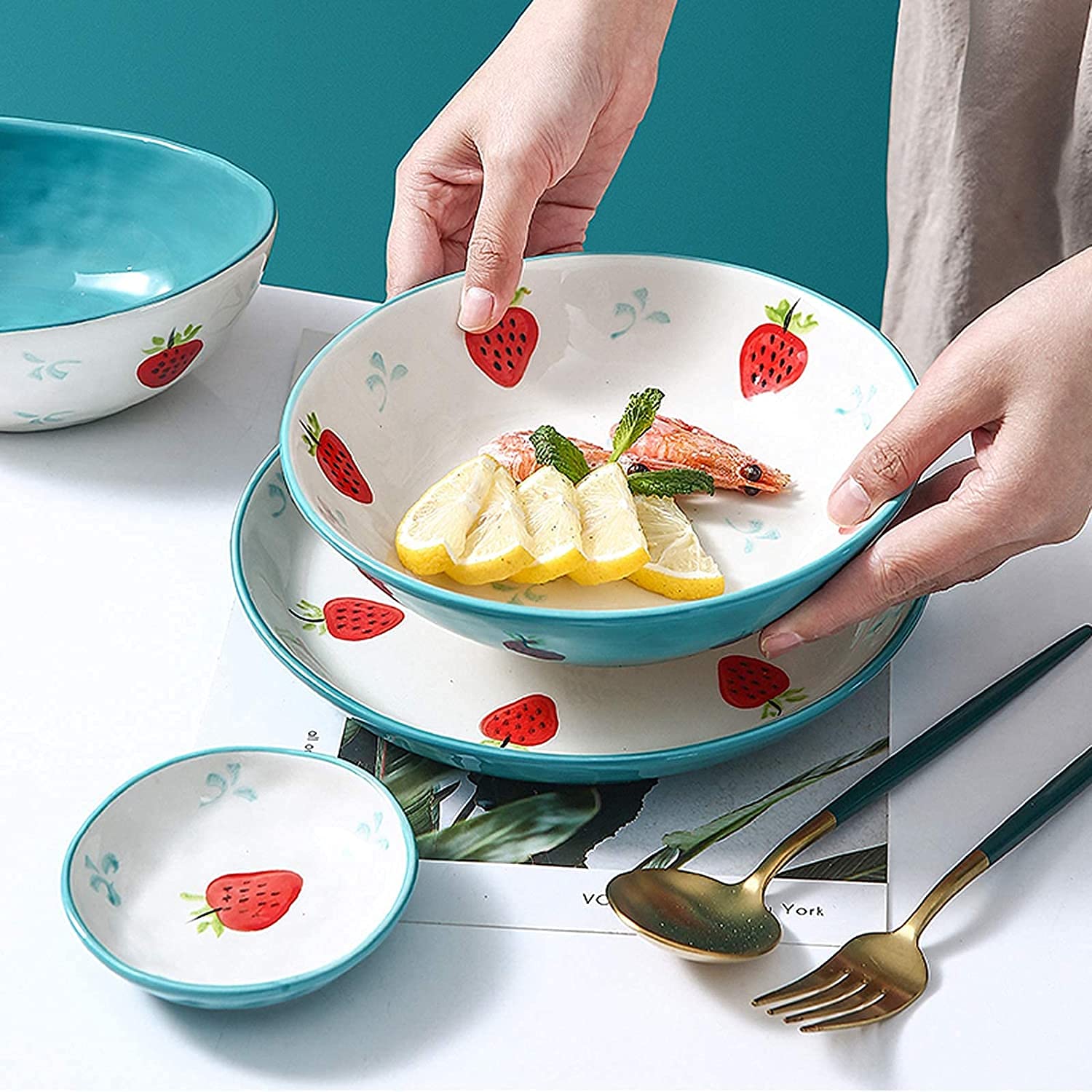 Amazon.co.jp: セラミックディナーセット レリーフ イチゴ柄 食器