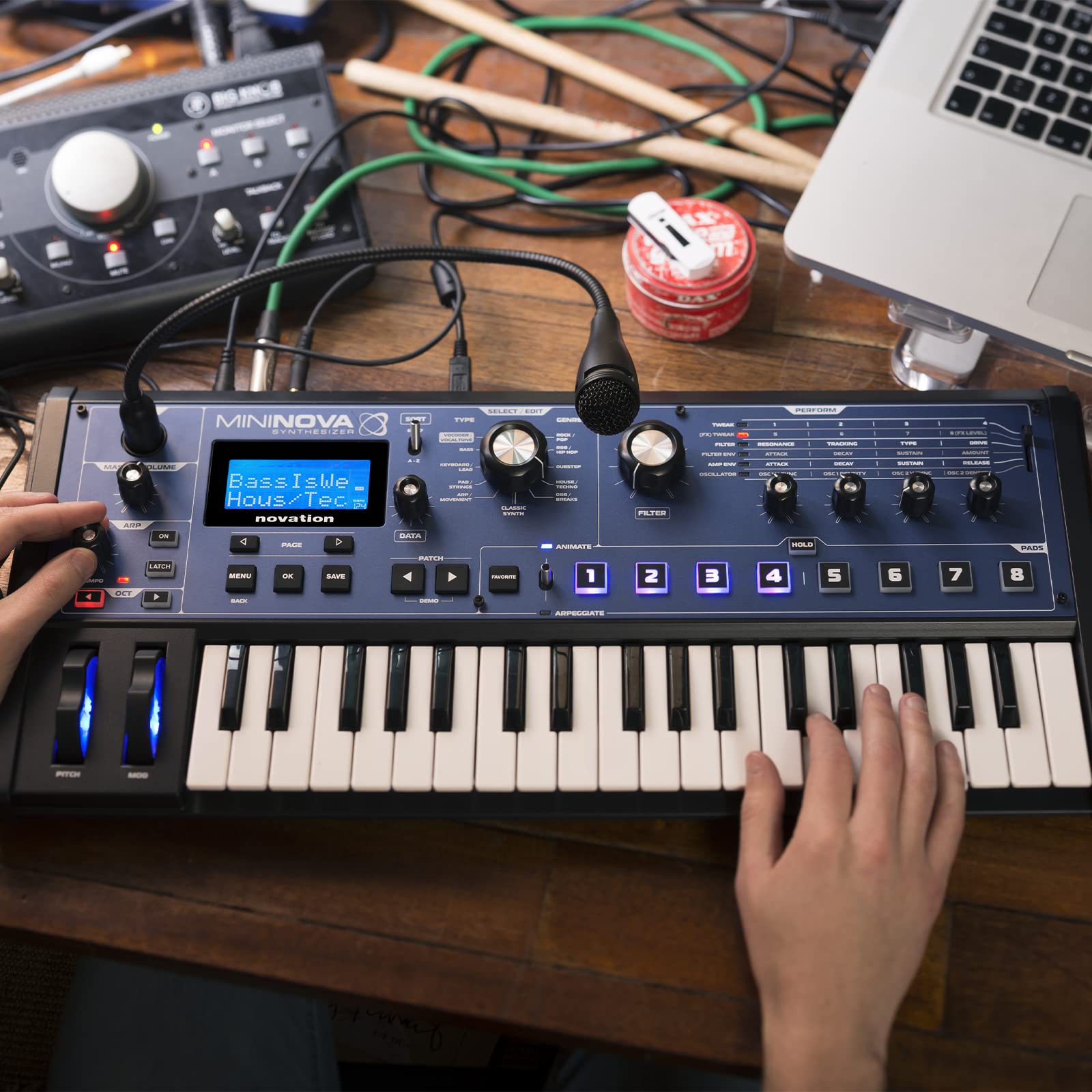 Amazon | Novation シンセサイザー MiniNova | MIDIコントローラー
