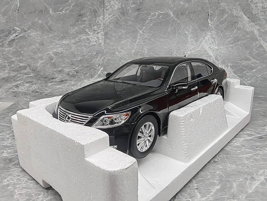 Amazon | ノレブ 1/18 レクサス LS460 2010 Black | ミニカー・ダイ