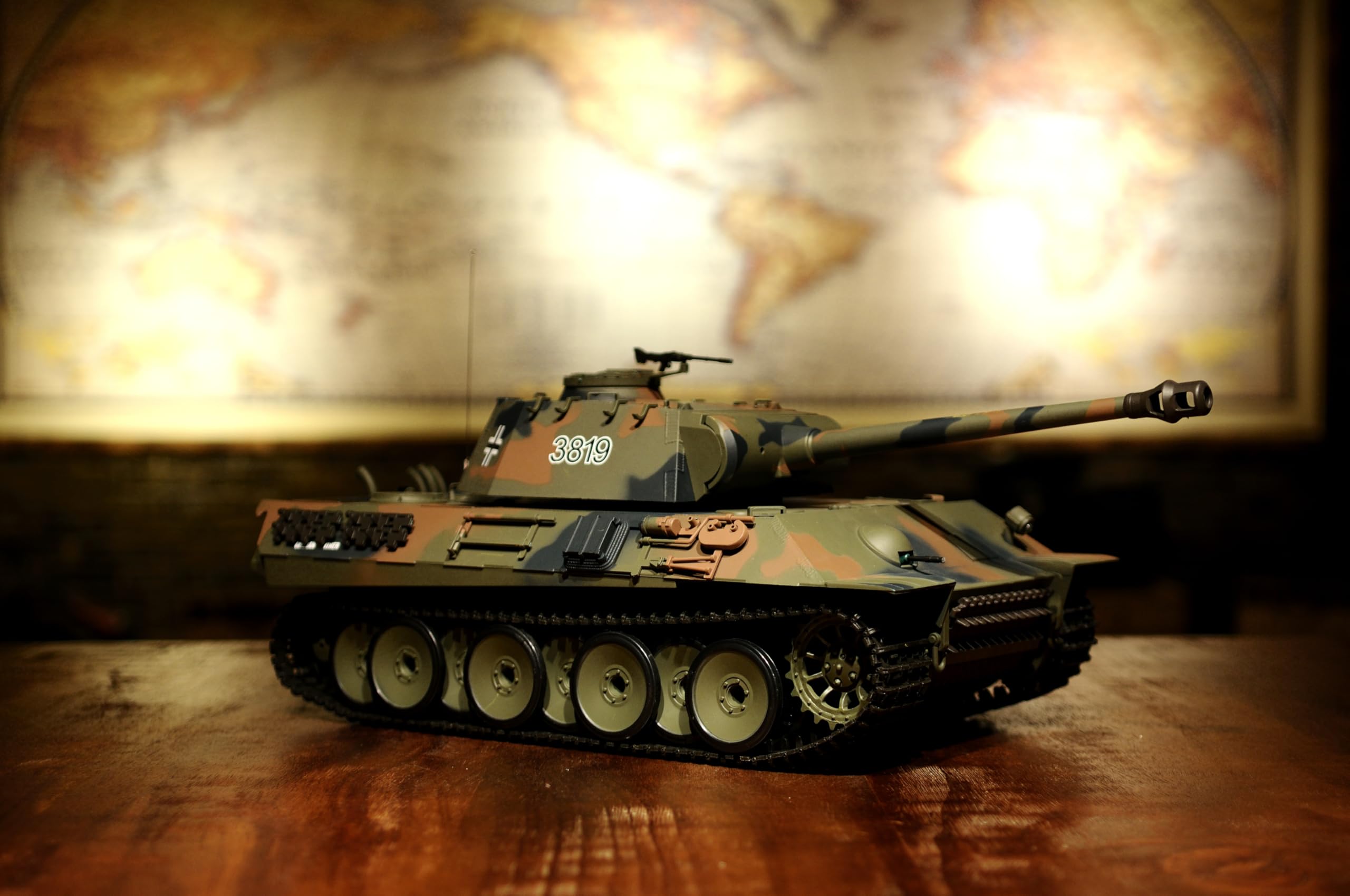 Amazon.co.jp: HengLong 1:16ドイツ軍パンターA型中戦車 3819 V号戦車