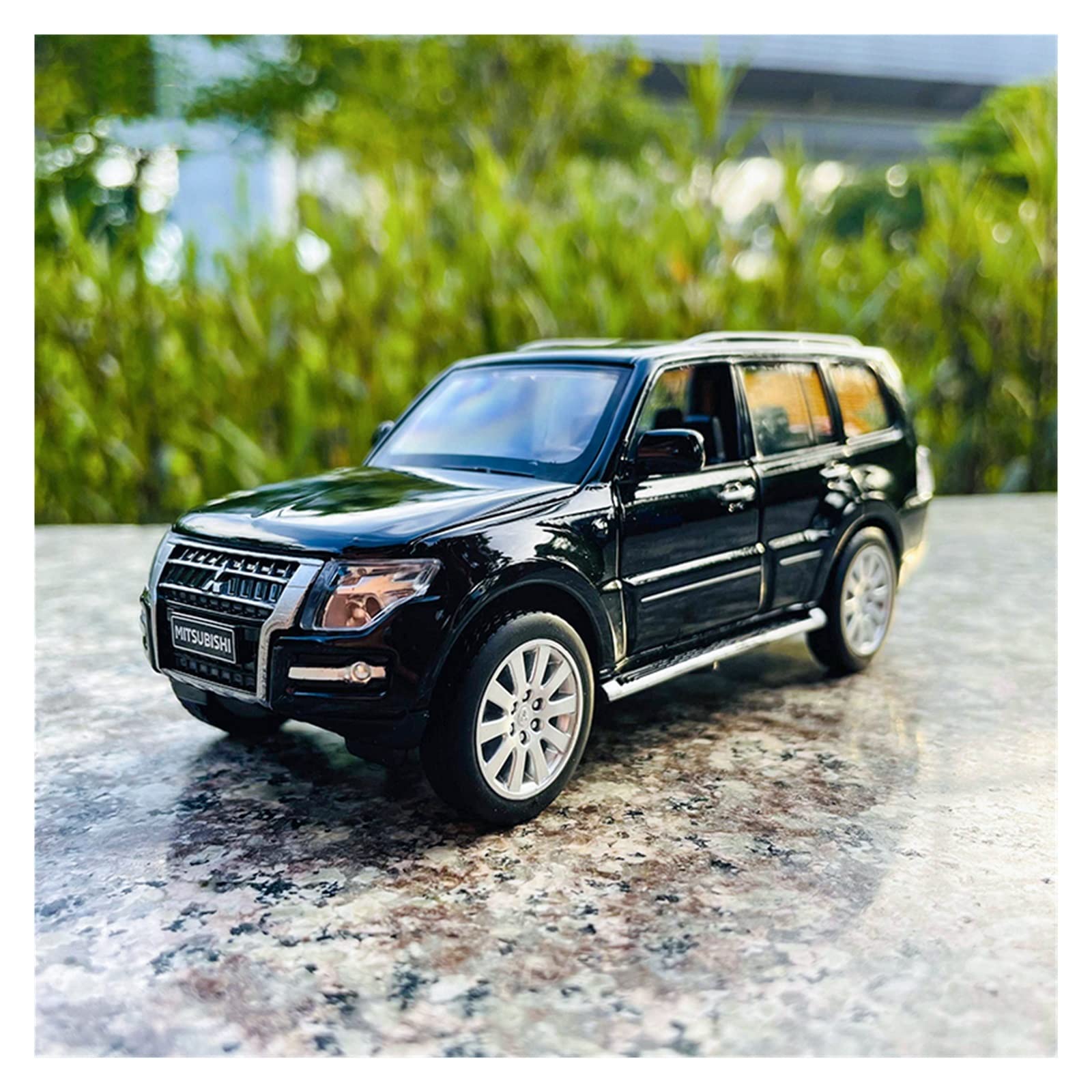 Amazon.co.jp: 1:32 三菱パジェロ合金スケールモデルプルバック
