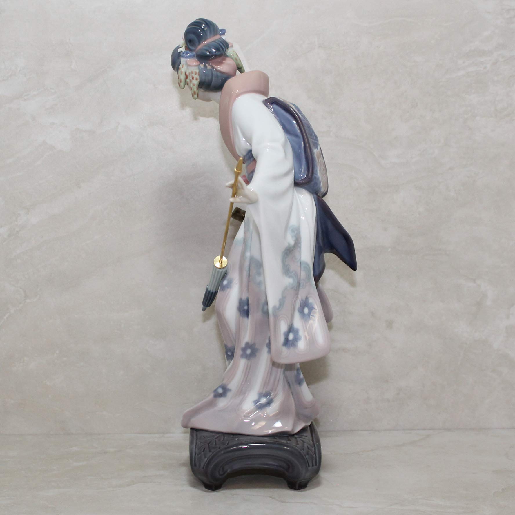 Amazon.com: Lladro Figurine, 1451 Teruko, Japanese girl with