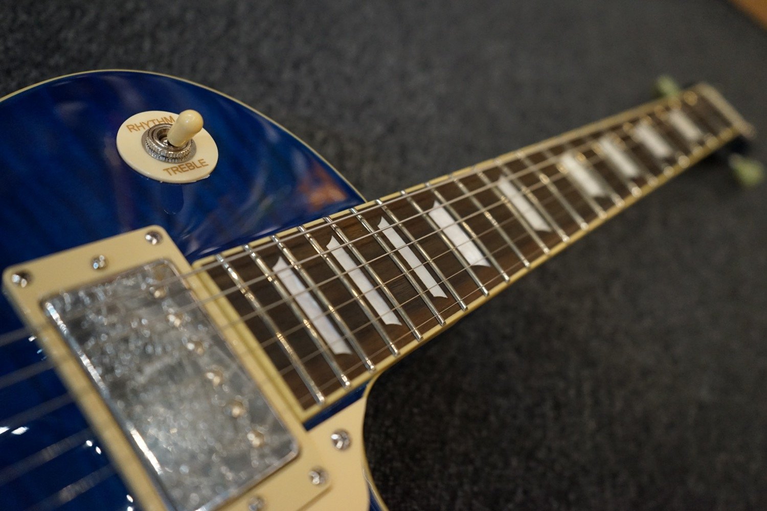 Amazon | GrassRoots G-LP-60S See Thru Blue エレキギター グラス