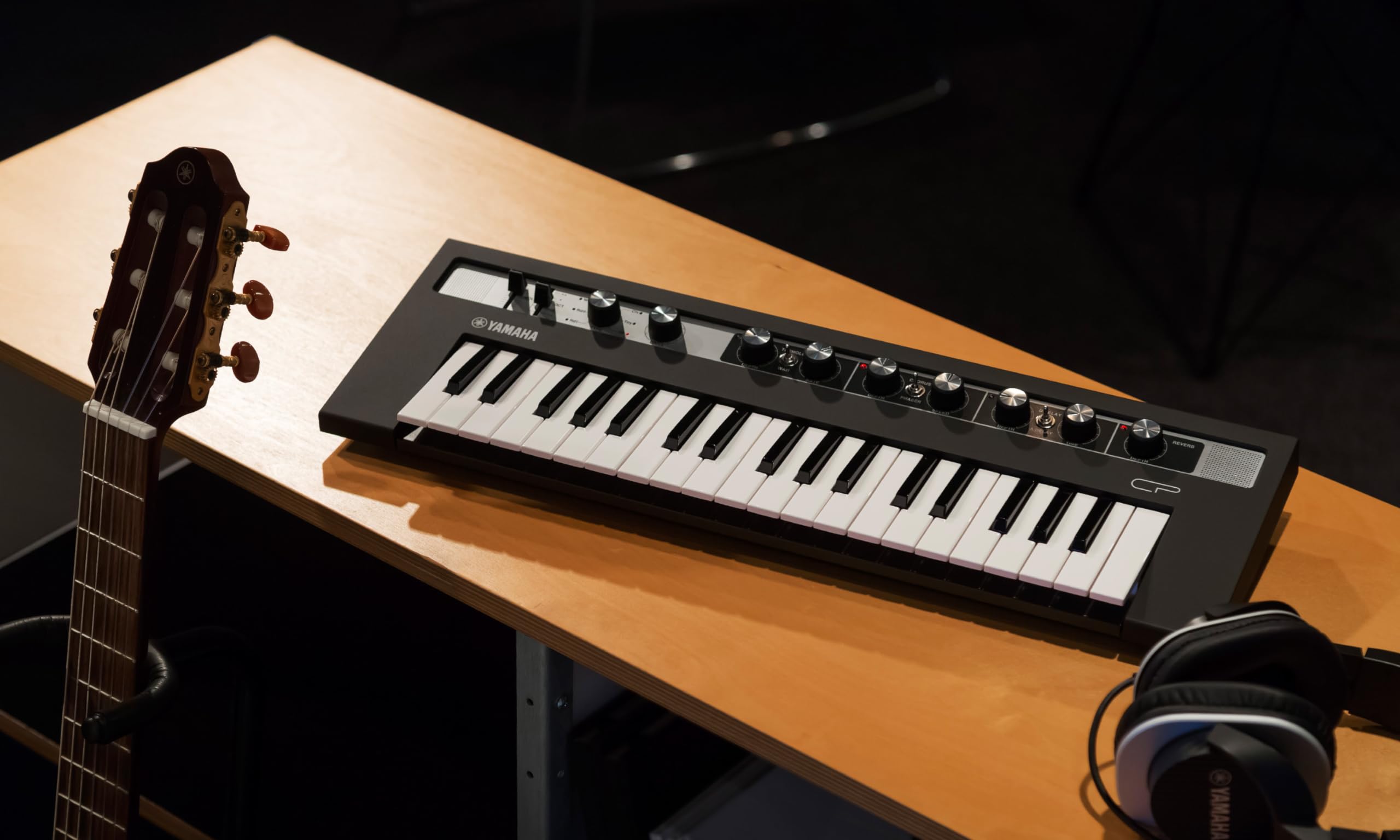 Amazon.com: Yamaha REFACE CP Portable Electric Piano and Vintage