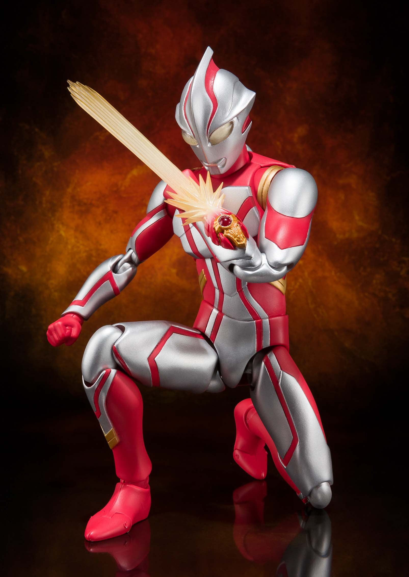 Amazon.co.jp: TAMASHII NATIONS ULTRA-ACT ウルトラマンメビウス : ホビー