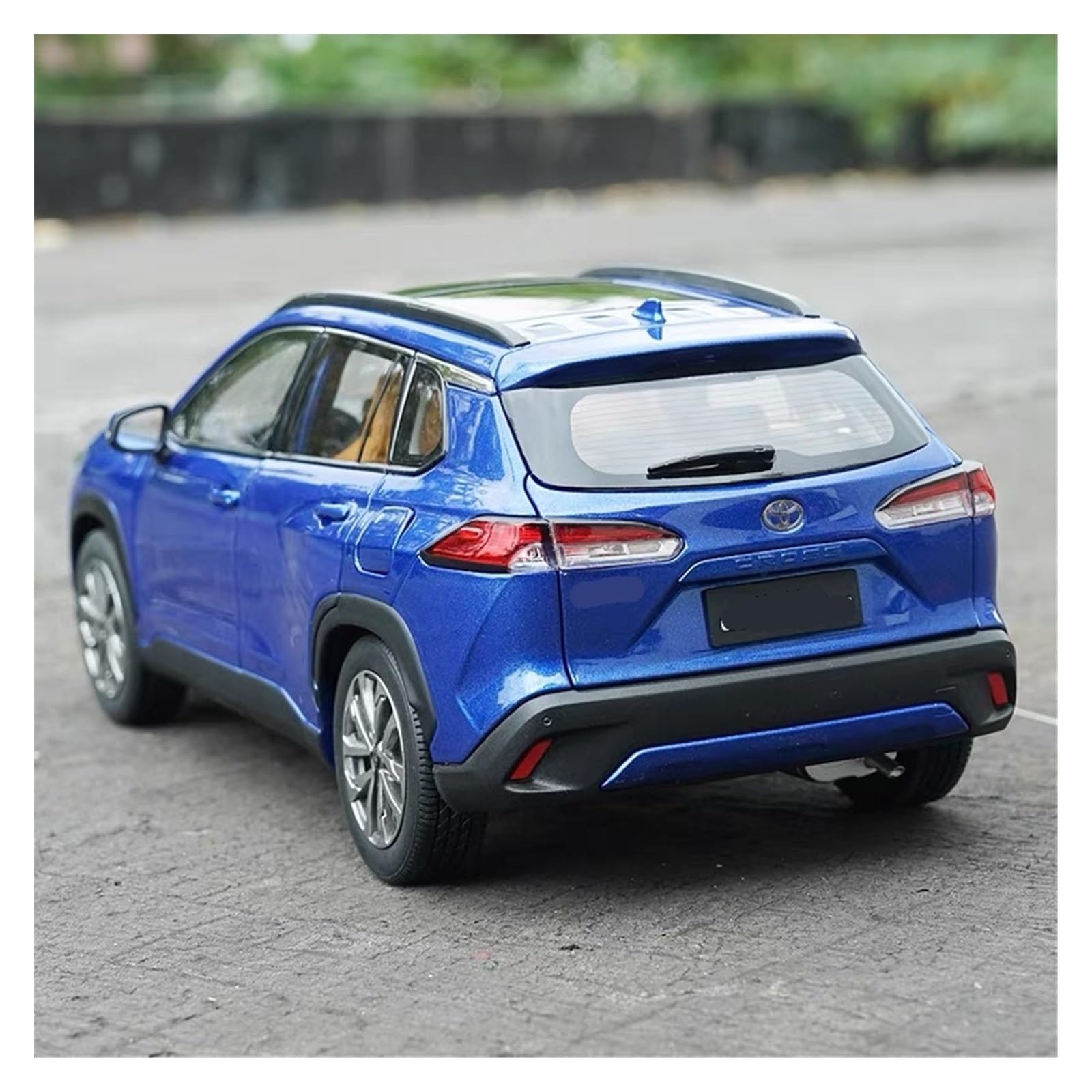 Amazon | ミニカーモデル 1:18 トヨタ カローラ クロス SUV 合金モデル