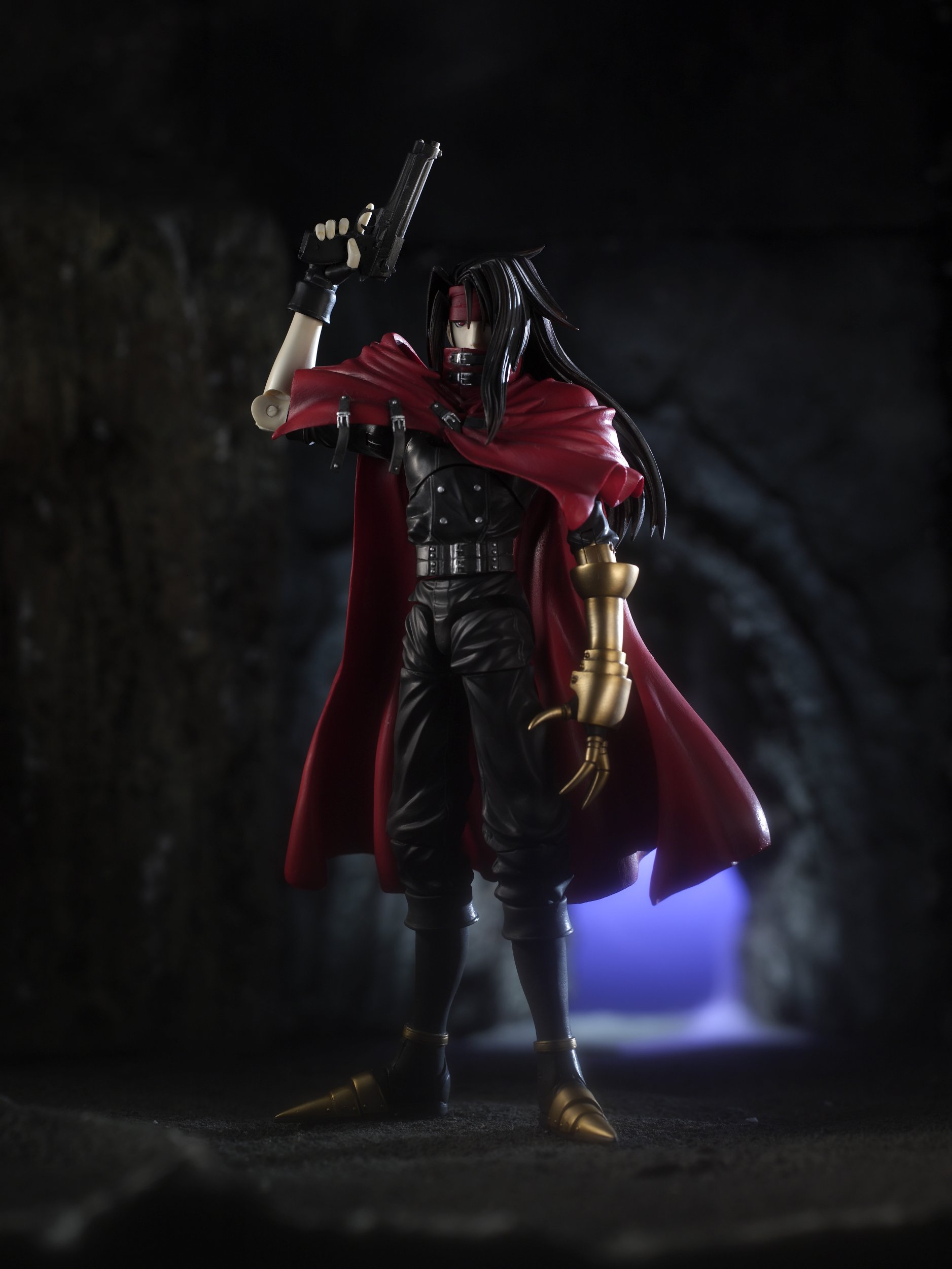 Amazon.co.jp: FINAL FANTASY VII PLAY ARTS vol.2 ヴィンセント