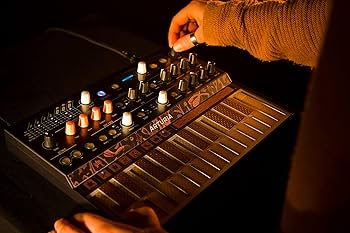 Amazon.com: Arturia - MicroFreak Synthesizer Keyboard - 25-Key