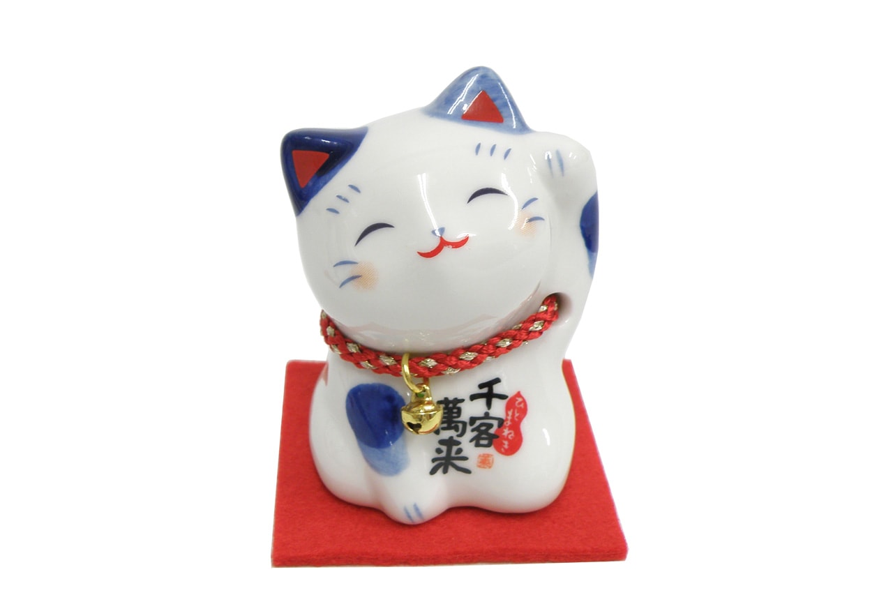 フォロワー様引5%済】バカラ 招き猫 だるま 座布団 クッション白公式XS