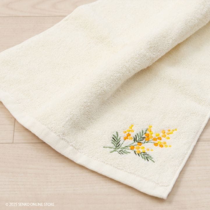 新品】yukiemon 勝手にお祝いハンドタオル スーちゃん 新品】yukiemon