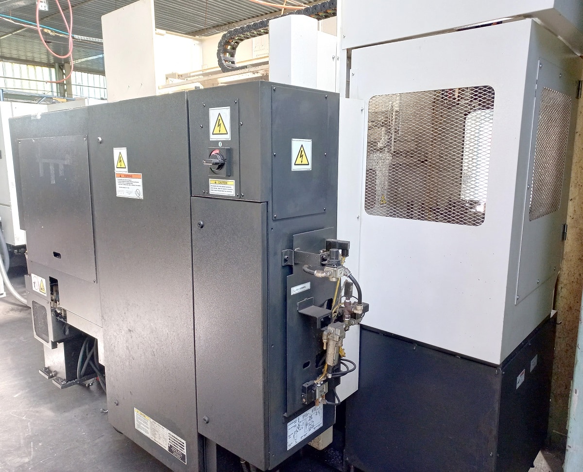 MAZAK QUICK TURN NEXUS 150-II CNC lathe with a gantry loader