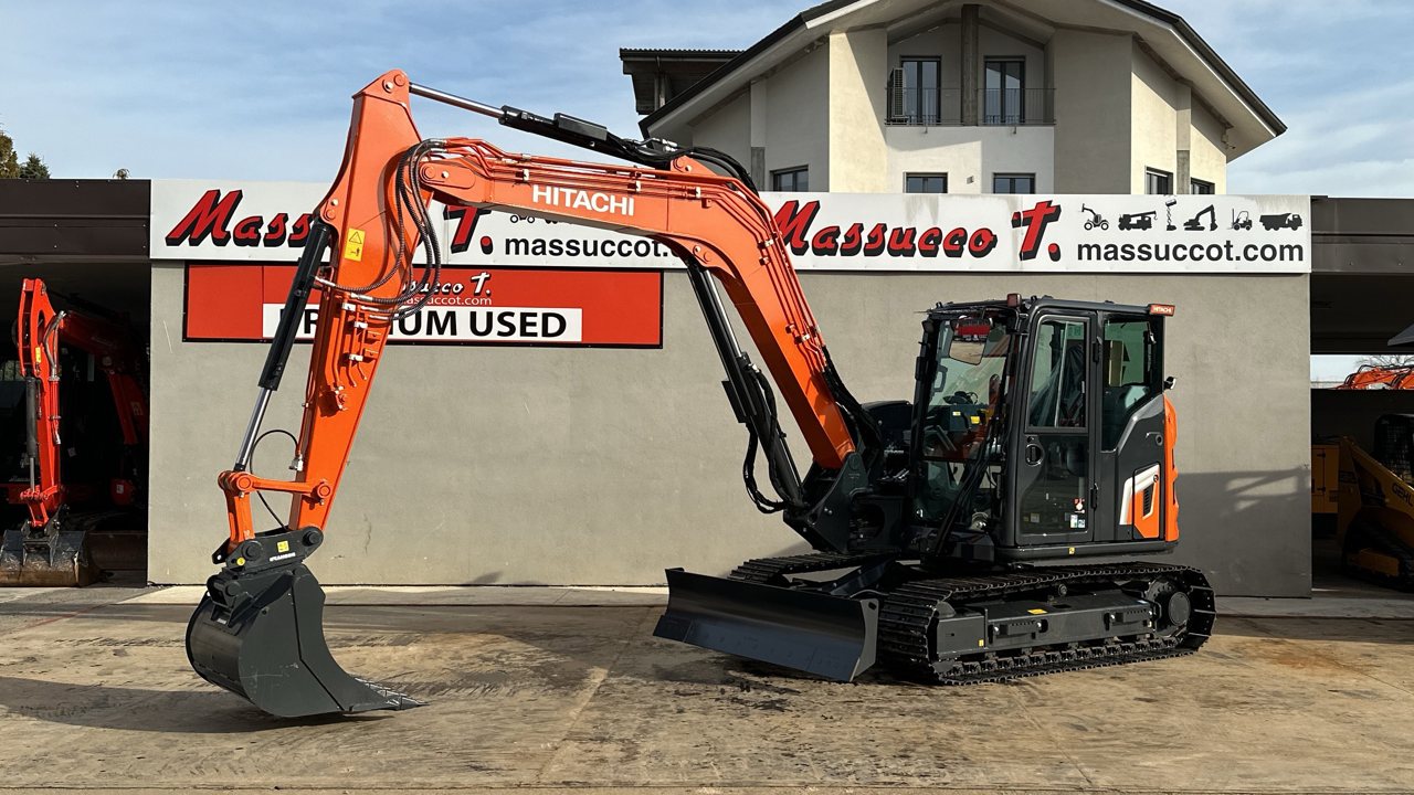 Hitachi - ZX95USB-7 - Massucco T.