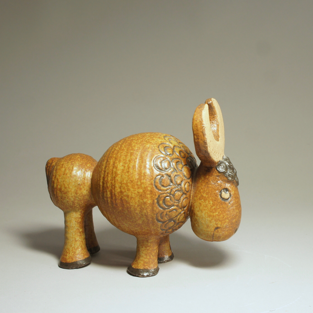 Buffalo in ceramic by Lisa Larson - Sold - Wigerdals Värld