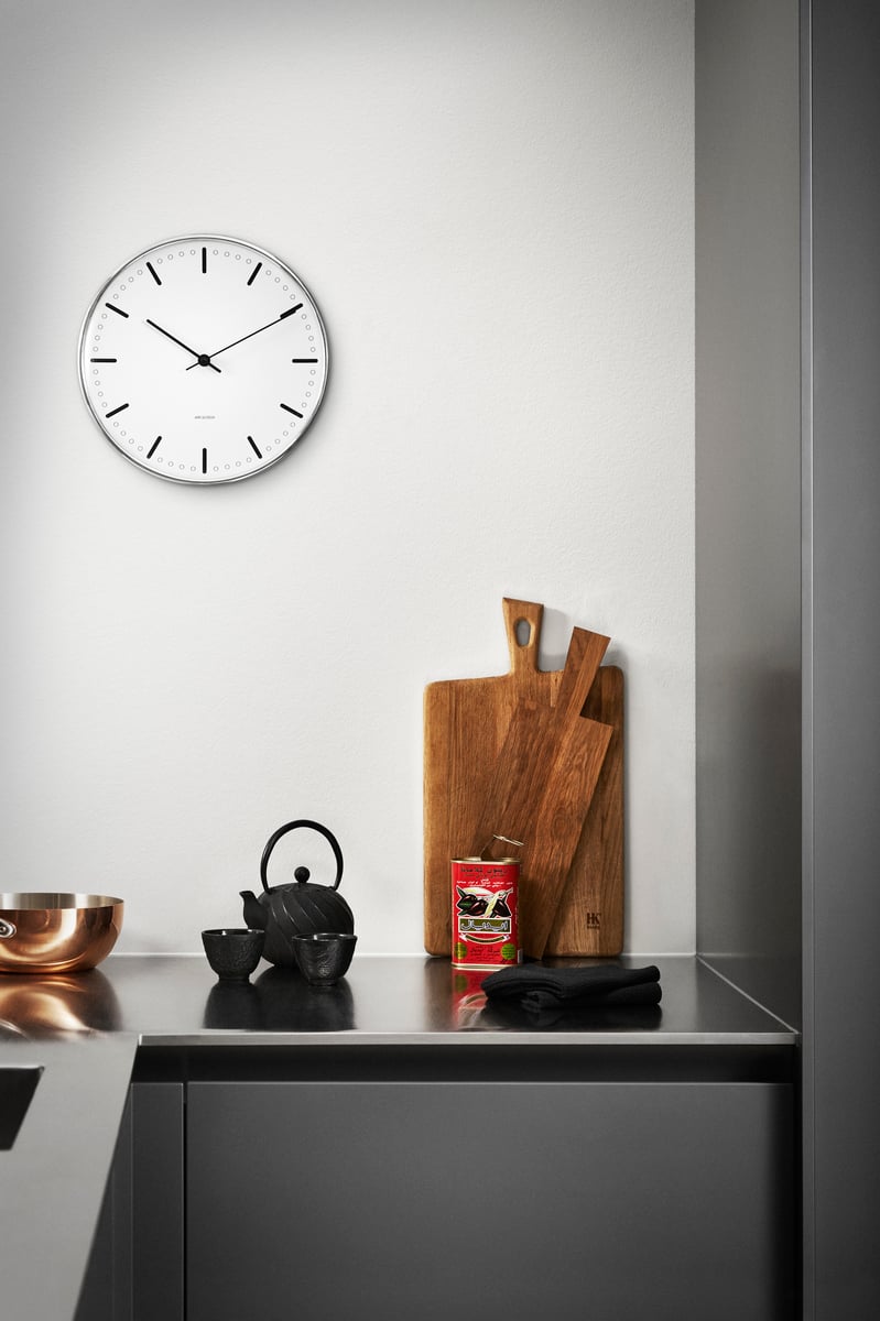 Arne Jacobsen AJ City Hall wall clock, 29 cm | Finnish Design Shop