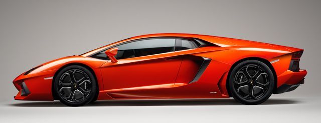 ランボルギーニ「アヴェンタドール LP 700-4」日本上陸！ このドアの