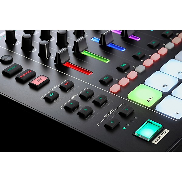 Roland MC-707 GROOVEBOX | Guitar Center