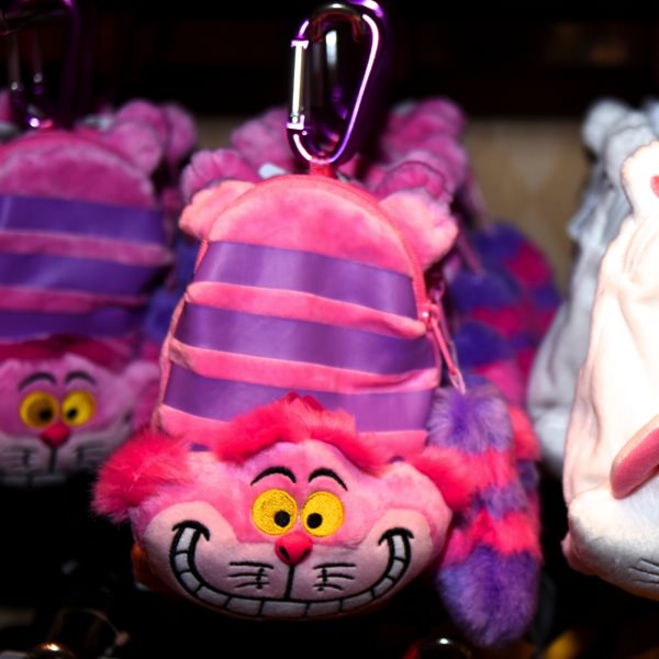 ディズニーランドで買えるチェシャ猫グッズまとめ -