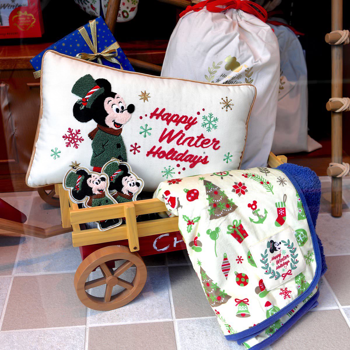 プレゼントにおすすめ！東京ディズニーリゾート“ディズニークリスマス