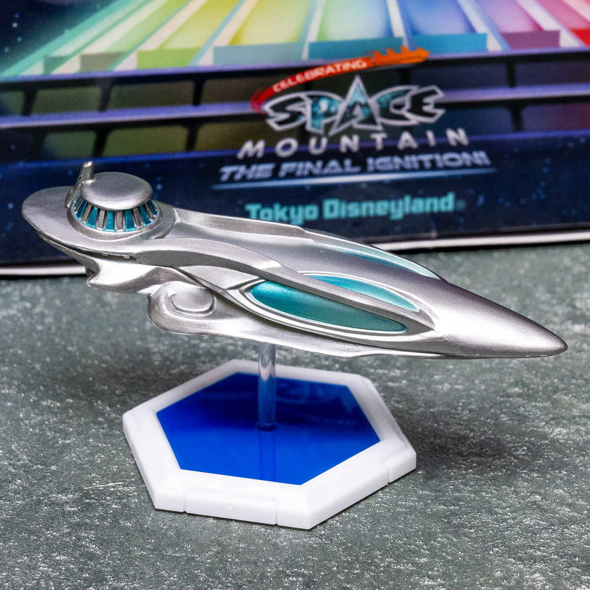 宇宙服を着たミッキーも！東京ディズニーランド「セレブレーティング