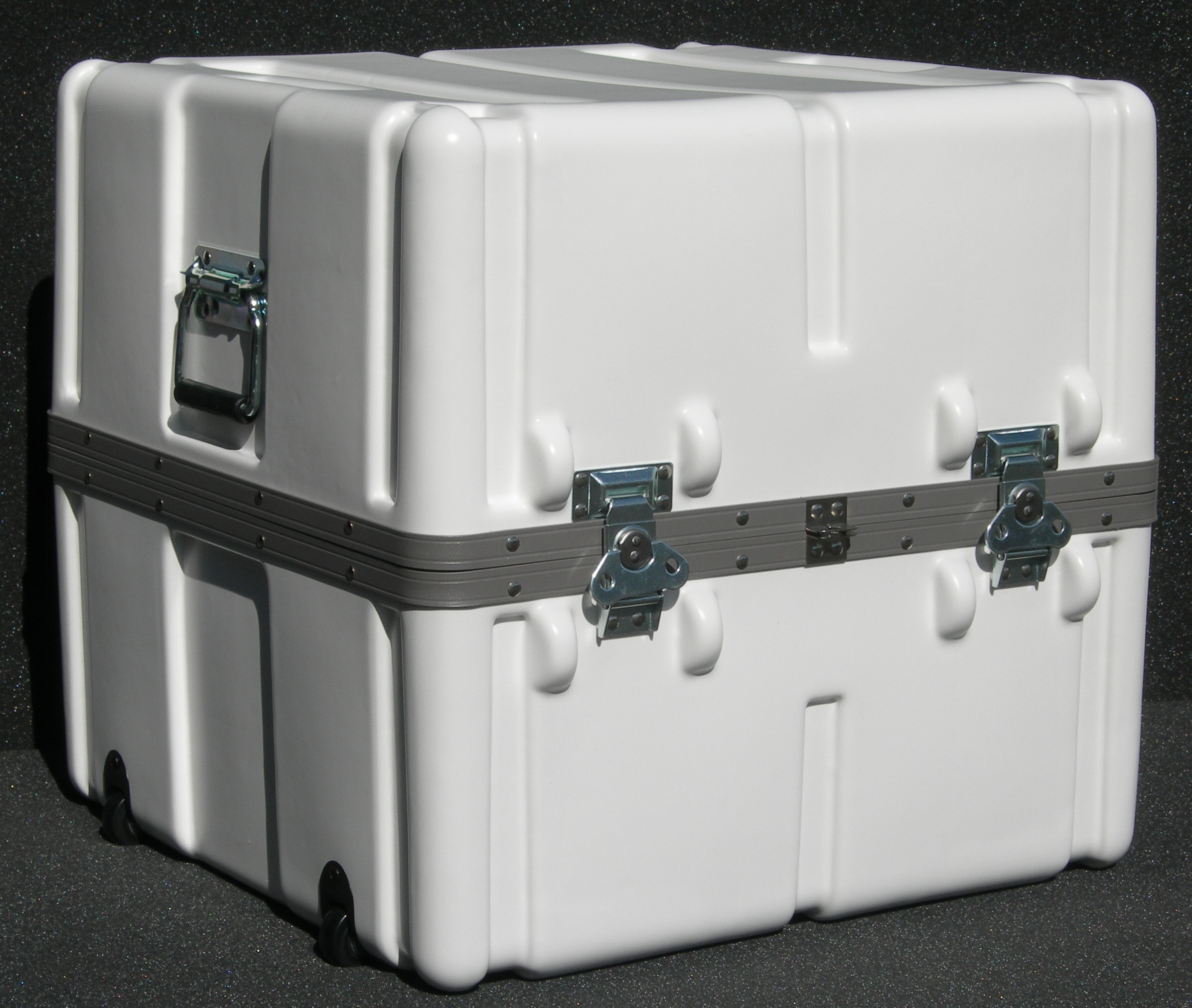 SW2222-21T Shipping Case w/ Removable Lid - Midwest Case Company