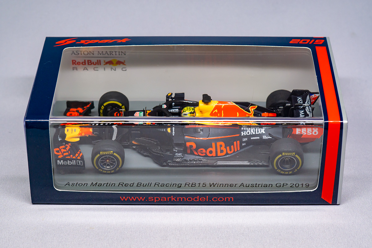 Spark Red Bull RB15 Honda M. Verstappen Winner Austrian GP 2019