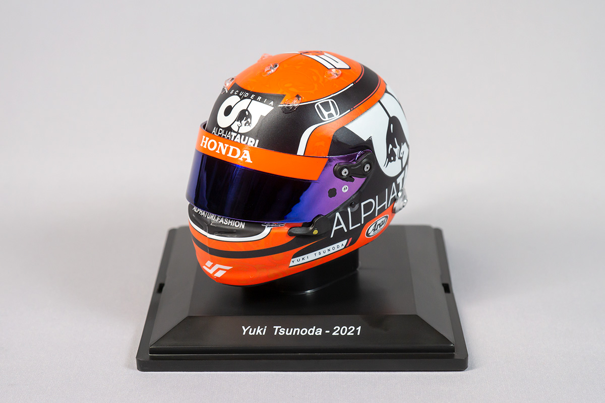 Spark 1/5 Yuki Tsunoda Helmet 2021 | b's mono-log