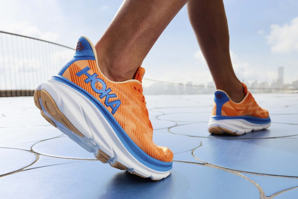 まるで宙を駆けるかのよう!? 進化したHOKA®「クリフトン」の実力は