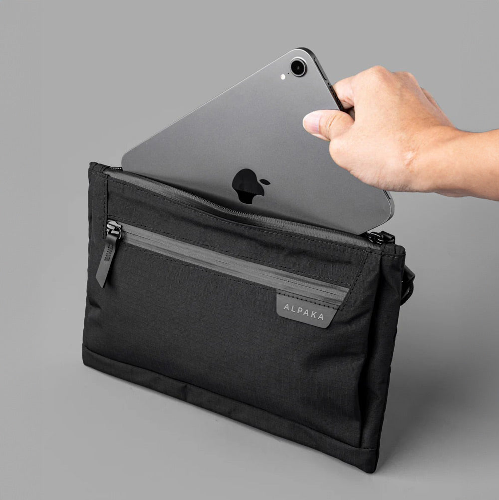 Alpaka Zip Pouch Max V2 - Axoflux Black