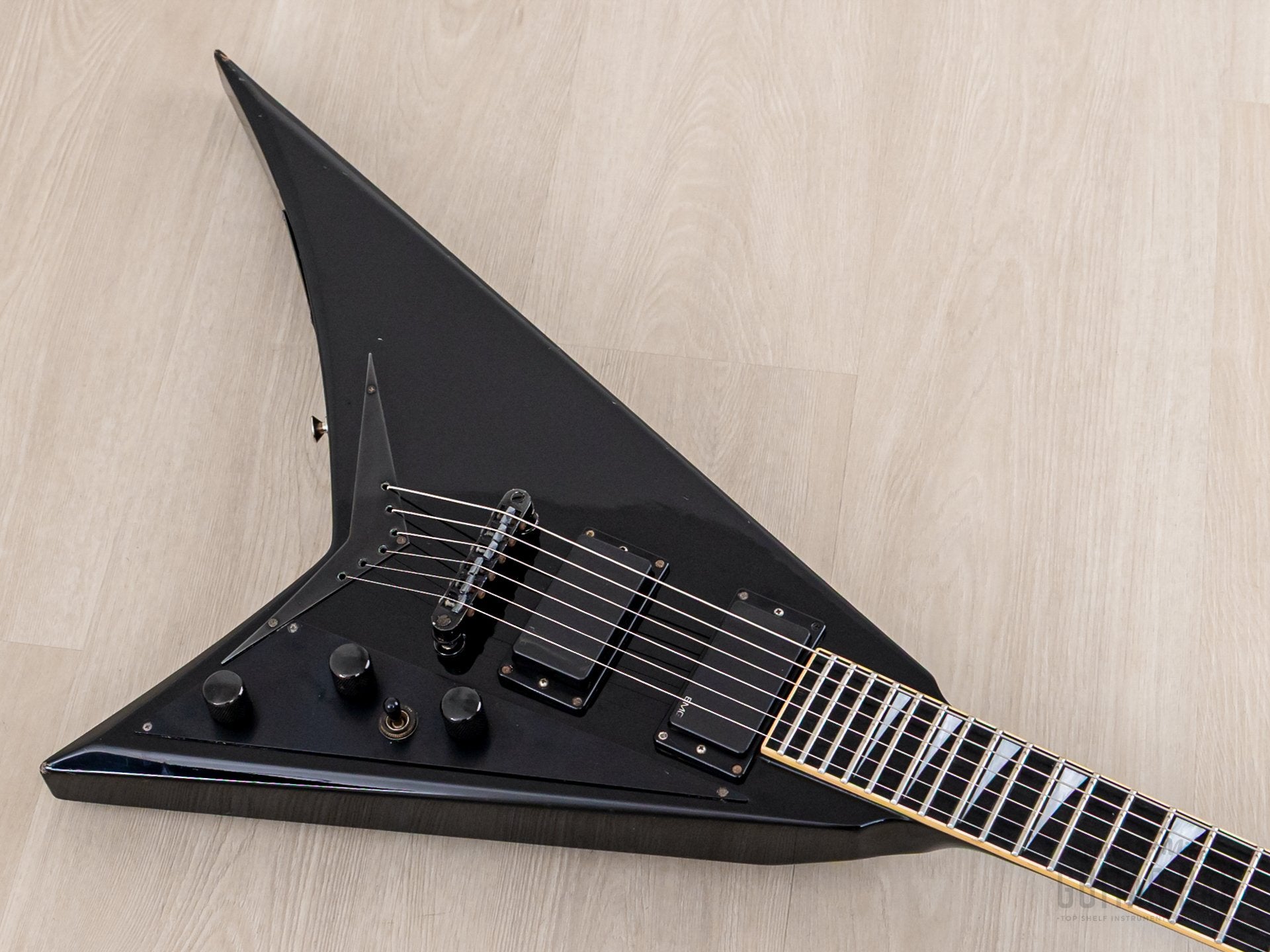 2006 Jackson Stars Randy Rhoads RR-J2BE Flying V Black w/ EMG & Case