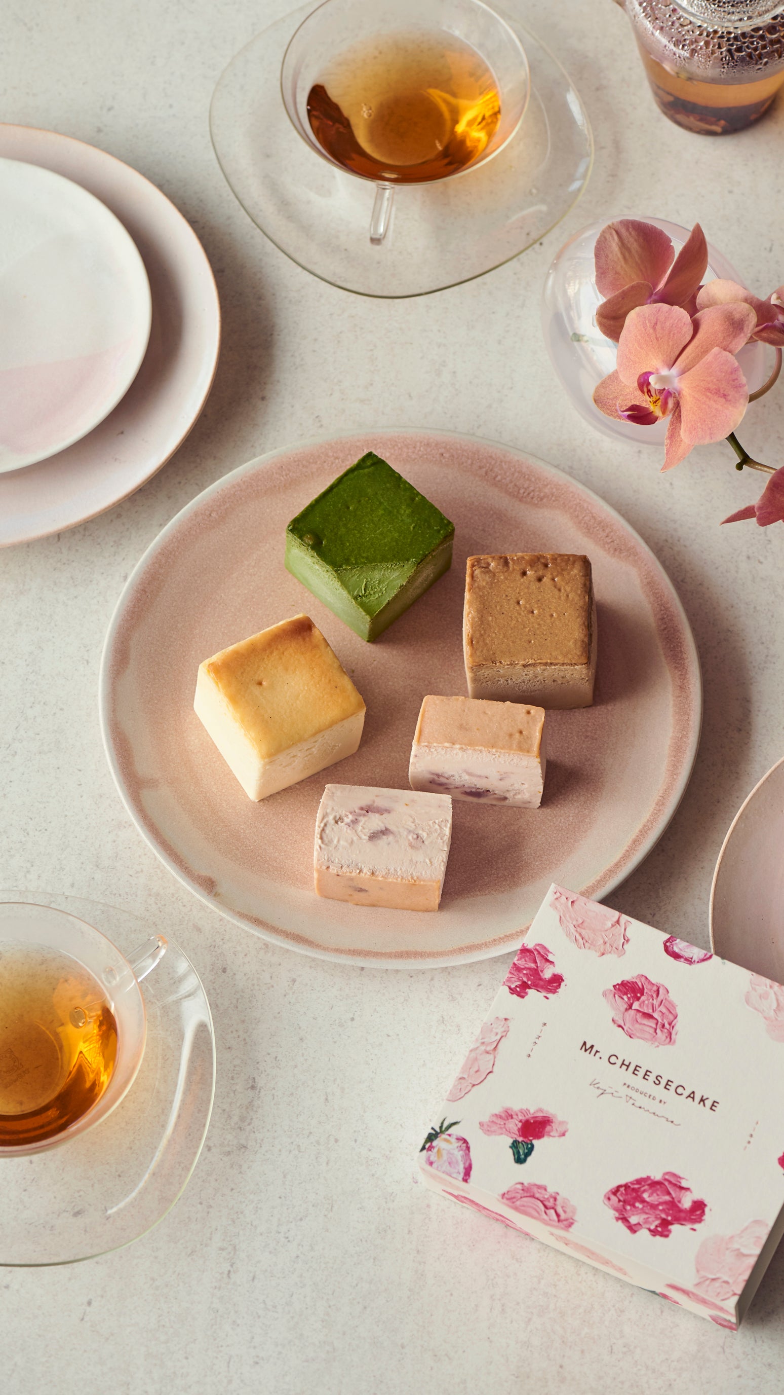 Mr. CHEESECAKE assorted 4-Cube Bloom