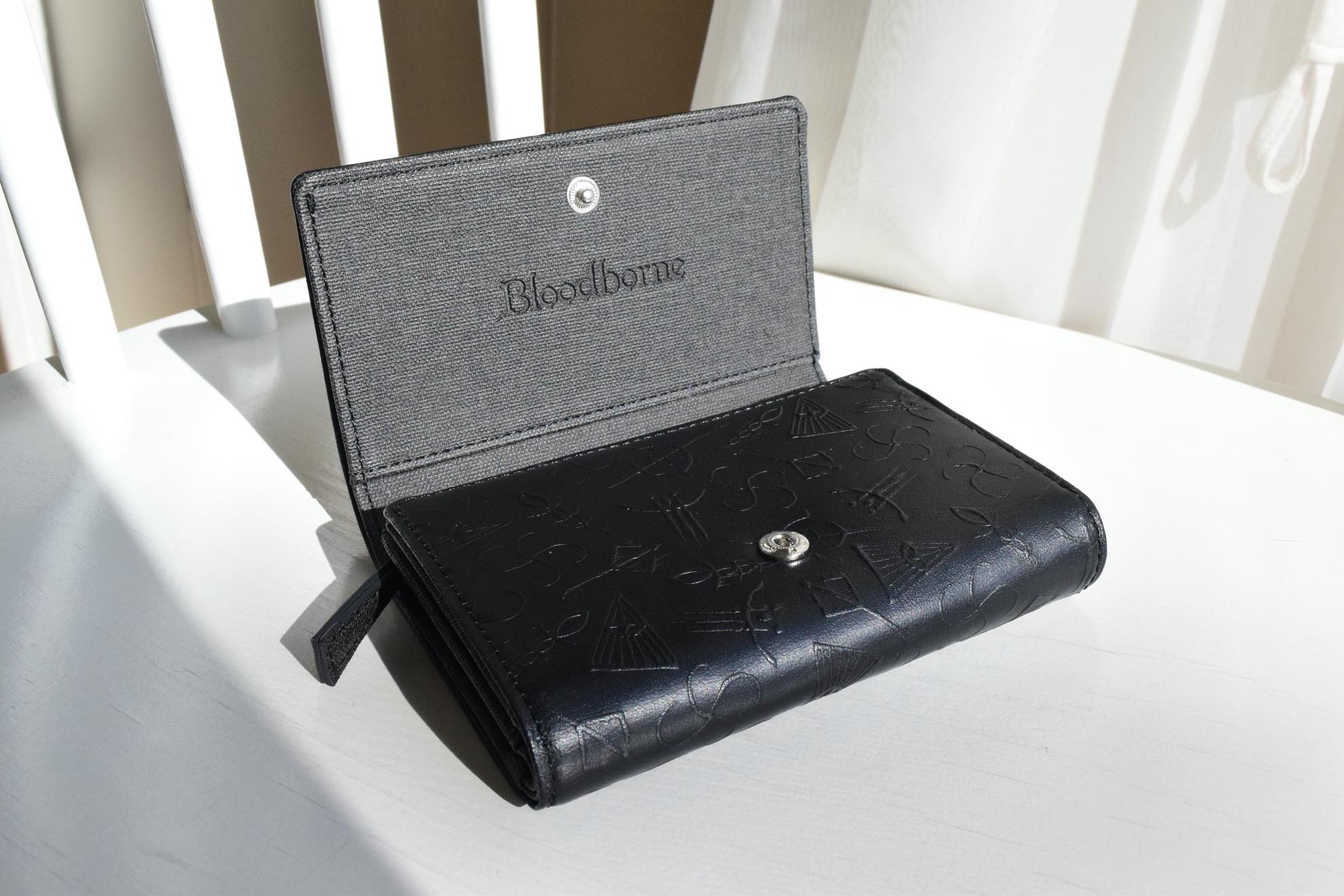 質感、収納力、カッコ良さ、全てを兼ね備える『Bloodborne（ブラッド