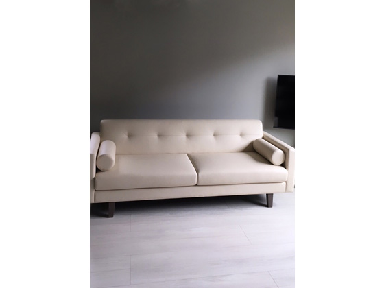 見た目もオシャレなモダンデザインソファベッド「Volster Sofa Bed 3人