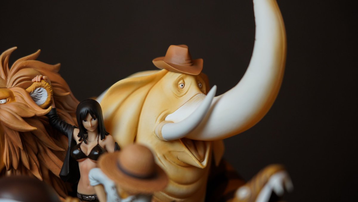 本日のyoutubeライブでは200体限定の激レアワンピースフィギュアを容赦