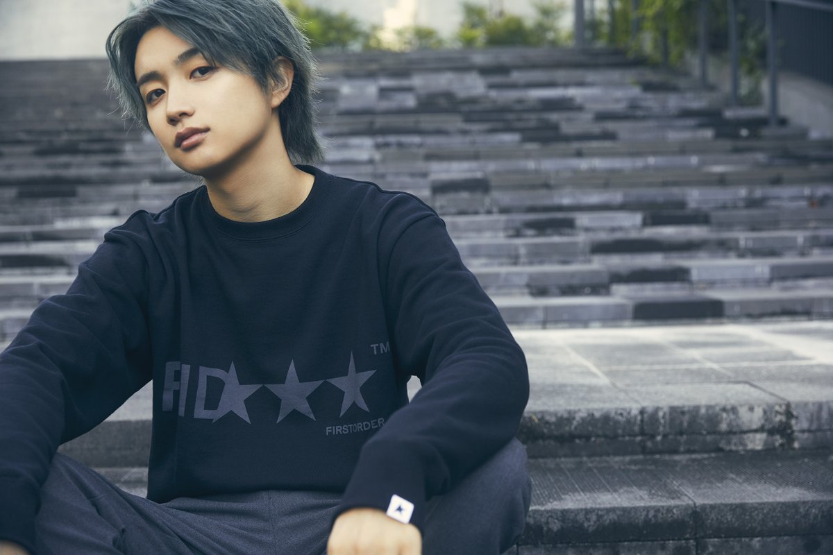 BE:FIRST・JUNON、ゆったりスウェット姿でリラックス💭初ソロモデル