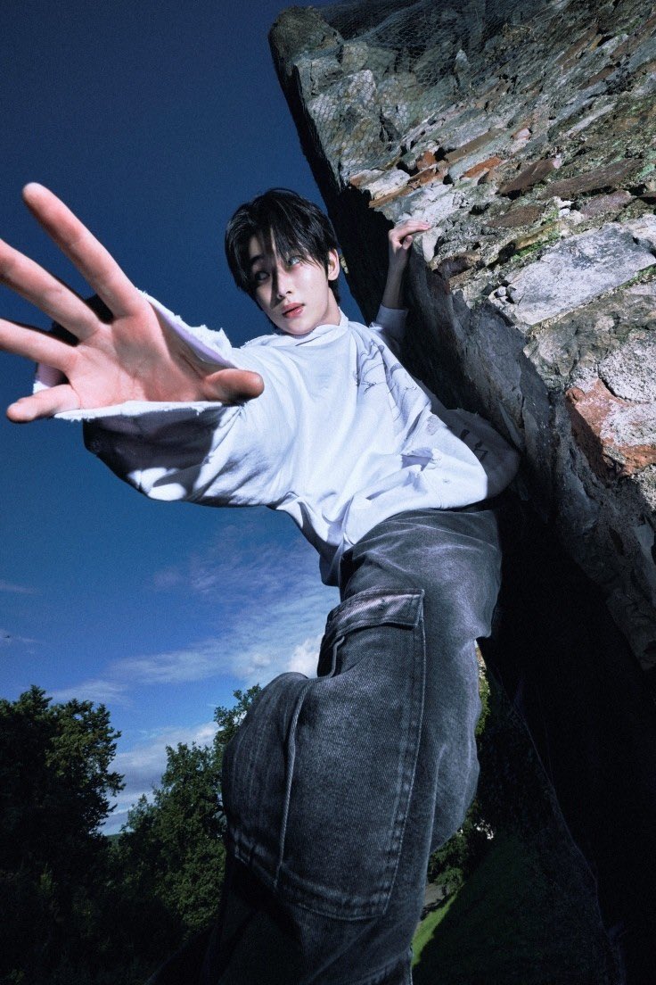 7/8) KNIFE OUT NOW #ENHYPEN #THE_SIN_VANISH #THE_SIN_VANISH_OutNow