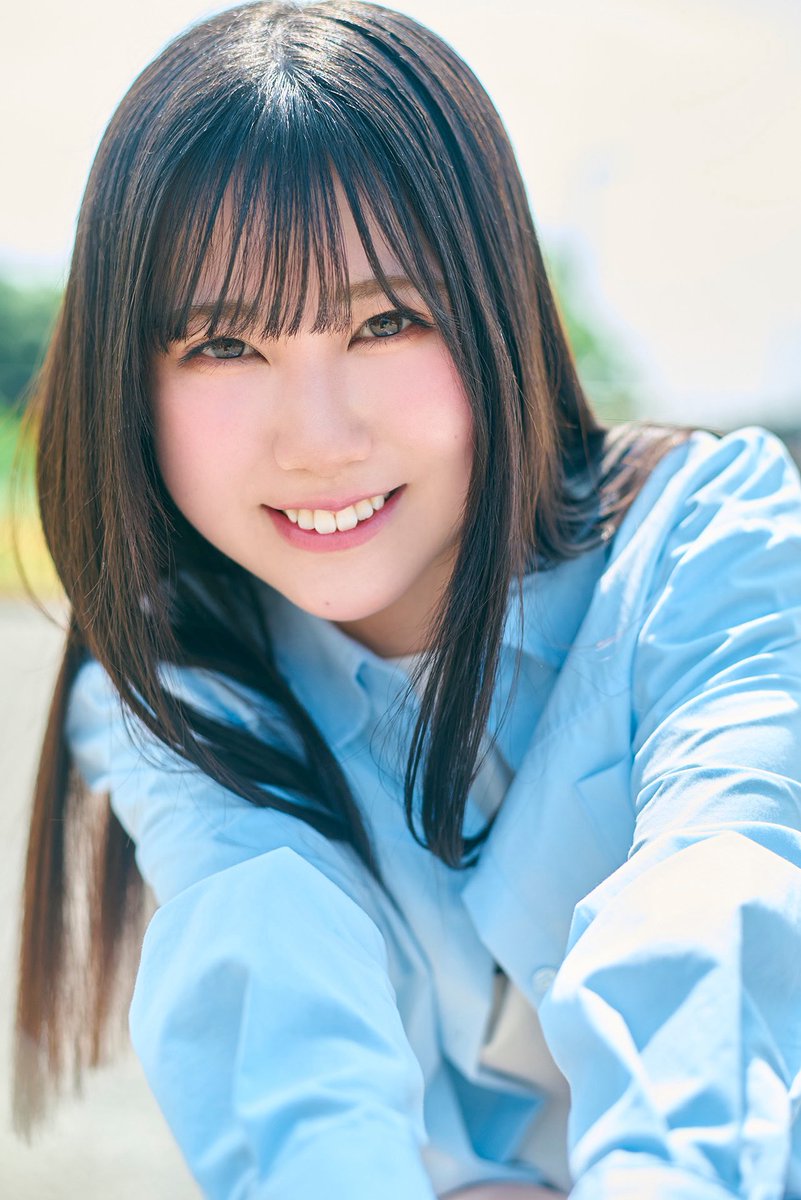 日向坂46公式サイト「五期生ぽかぽか写真館」にて #鶴崎仁香 の撮り
