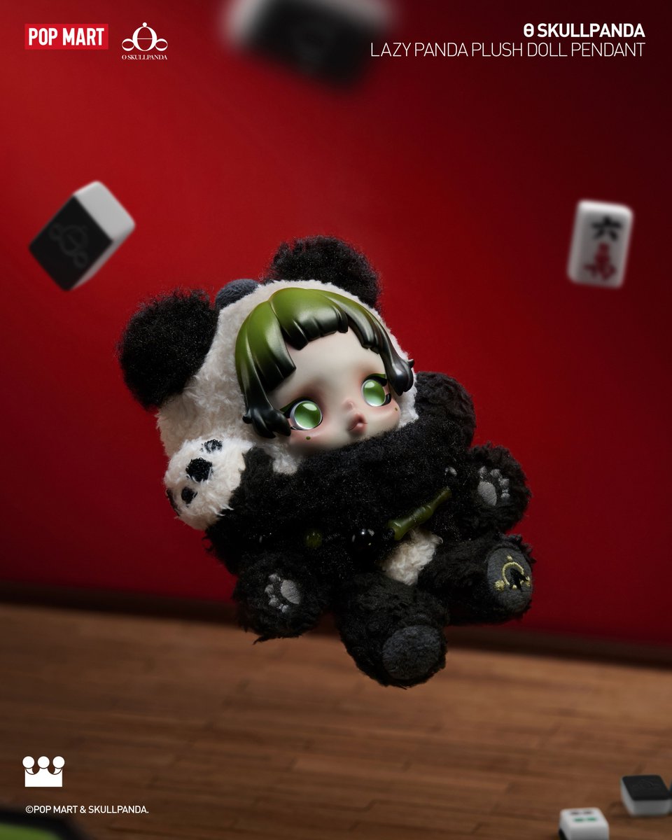 ふわふわの毛並みと宝石のように輝く瞳 🐼 リラックスした姿が魅力の