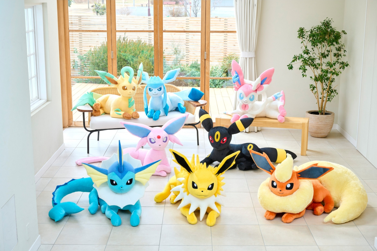 ポケモンセンター 等身大ぬいぐるみ イーブイ進化形 寝そべりが登場